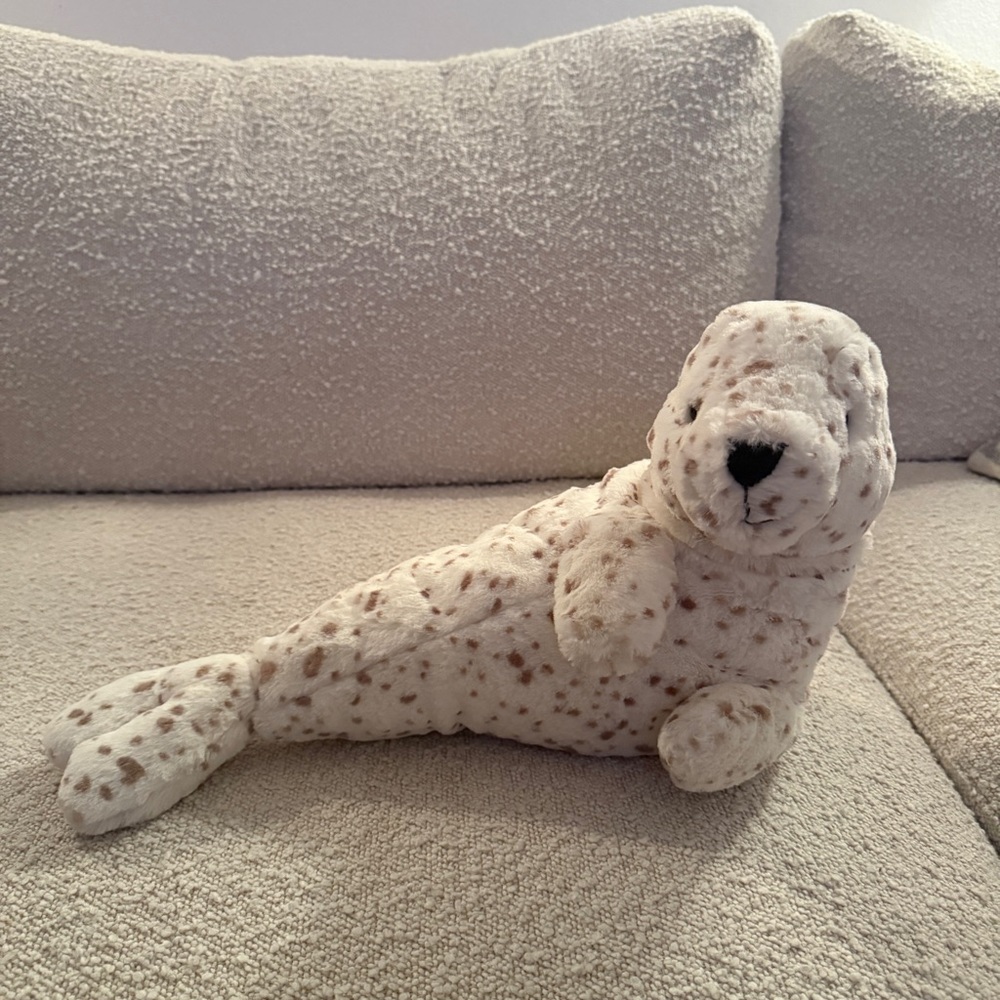 Jellycat Cream and Brown Seal Dog Toy